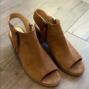 Adam Tucker peep-toe sling back shoe